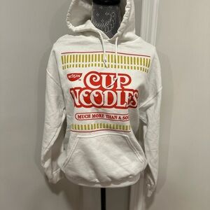 Unisex Sz: M  Cup of Noodles White Graphic Print Pullover Kangaroo Pouch Hoodie.